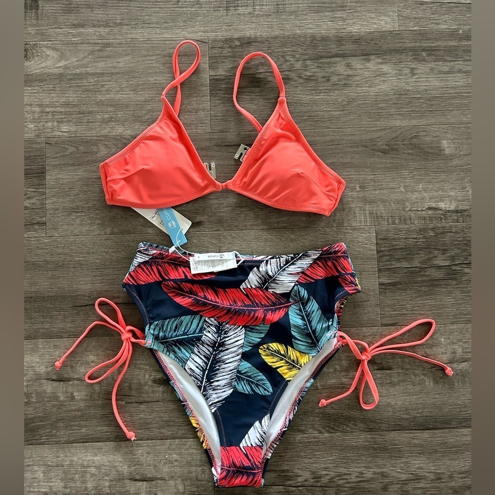 NWT Cupshe Bikini Top and High Waisted Bottoms M